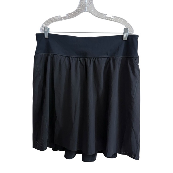 Spanx Get Moving Skort 2X EUC - Picture 4 of 8